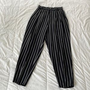 Vintage Gap High Rise Tapered Pinstripe Pants Size 4